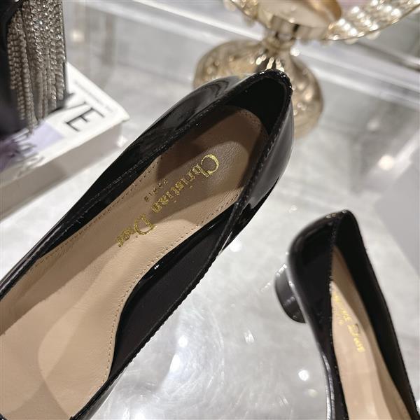 20251127171541169 270